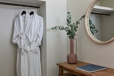Family Suite Sea View with Private Pool (Located 100m away from the main property)