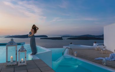 Apanemo Hotel & Suites Santorini - Image 3