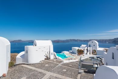 Apanemo Hotel & Suites Santorini - Image 6
