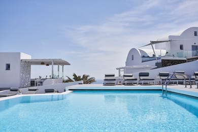 Apanemo Hotel & Suites Santorini - Image 4