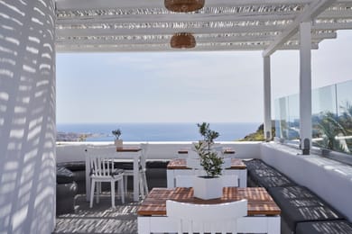 Apanemo Hotel & Suites Santorini - Image 7