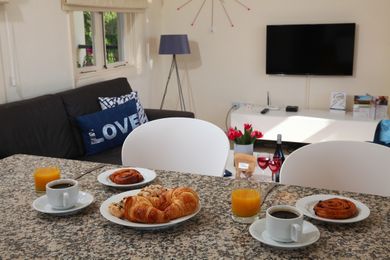 1 Bedroom Apartment - 00O6