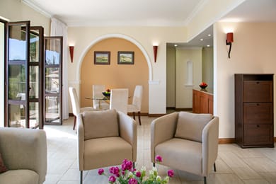 2 bedroom Apartment - AHC12