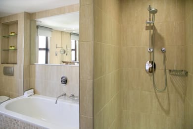 1 bedroom Apartment - AHE13