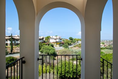 1 bedroom Apartment - AHE13