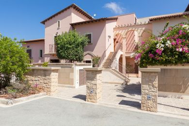 2 Bedroom Apartment - AHI02