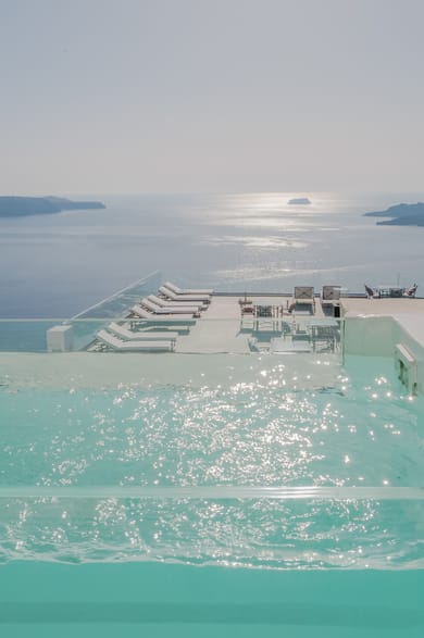 Loft suite with Hot Tub and Caldera View