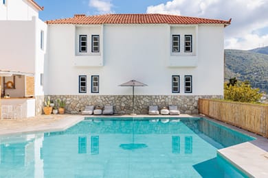 Aperitton Hotel Skopelos - Image 2
