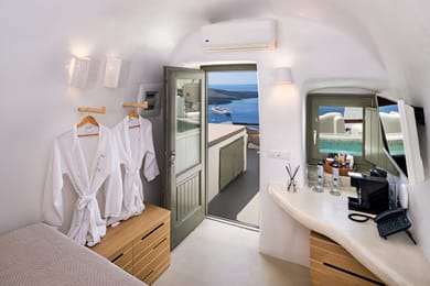 Athina Aperto Suites - Image 4