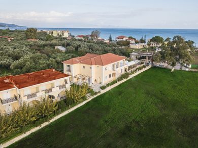 Aphrodite Studios & Apartments - Image 4