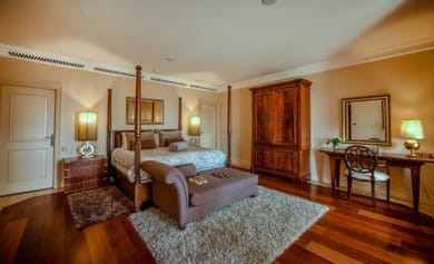 Presidential Suite Private Pool Golf & Sea view