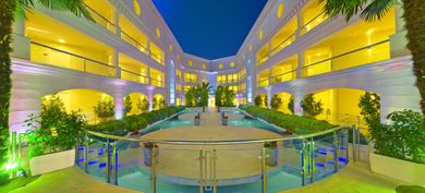 Elinotel Apolamare Hotel - Image 4