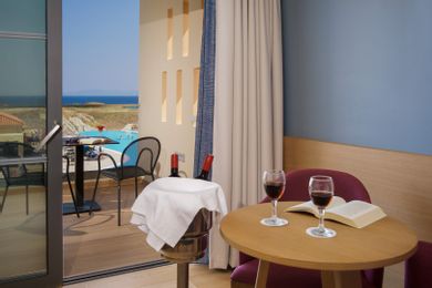 Junior Suite with Balcony & Sea View | ASTERIAS