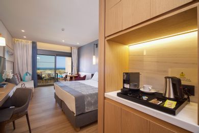 Junior Suite with Balcony & Sea View | ASTERIAS