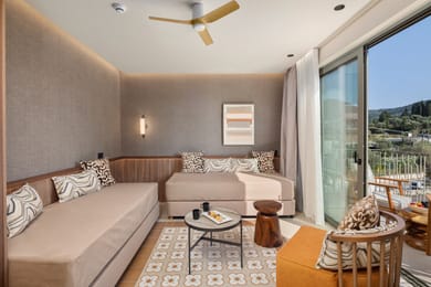Deluxe Family Suite