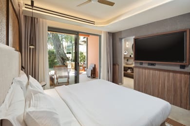 Deluxe Family Suite Private Pool
