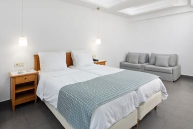 Junior Suite with Garden View