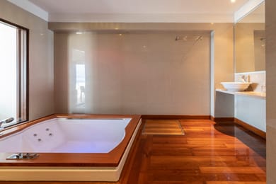 Suite Sea View with Indoor Jacuzzi