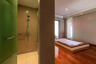 Suite Sea View with Indoor Jacuzzi