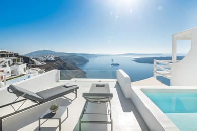 EXECUTIVE SUITE - Panoramic Caldera & Volcano Sea View  - Private Use Deck - Private Outdoor Plunge Pool