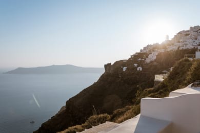 Grand Cave Suite - Panoramic Caldera & Volcano Sea View - Outdoor Hot Tub