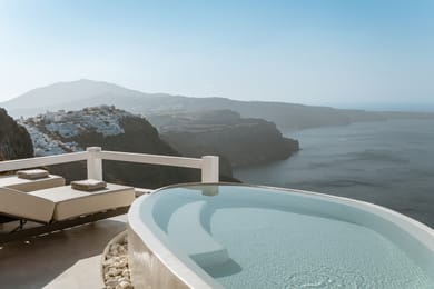 GRAND SUITE - Panoramic Caldera & Volcano Sea View - Private Terrace with Outdoor Plunge Pool