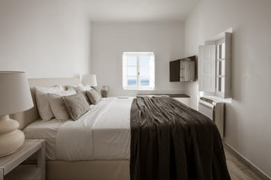 LOFT SUITE - Panoramic Caldera & Volcano Sea View
