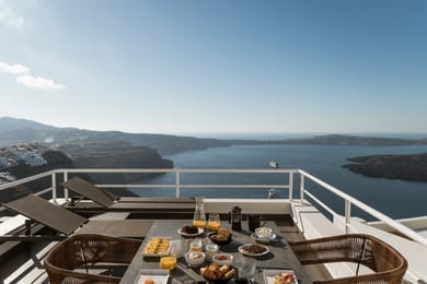 LOFT SUITE - Panoramic Caldera & Volcano Sea View