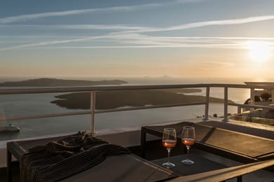 LOFT SUITE - Panoramic Caldera & Volcano Sea View
