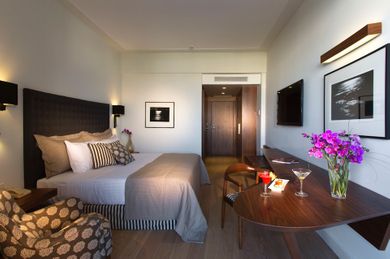 Aquila Atlantis Hotel - Image 4