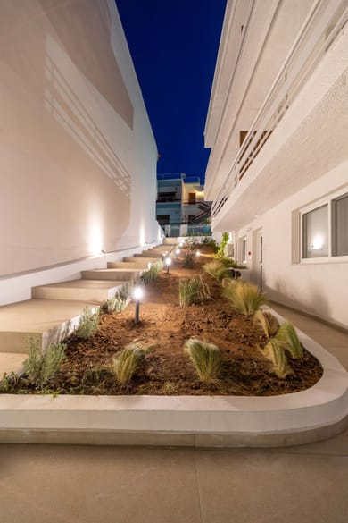 Arancia Elegant Rooms and Suites - Image 6