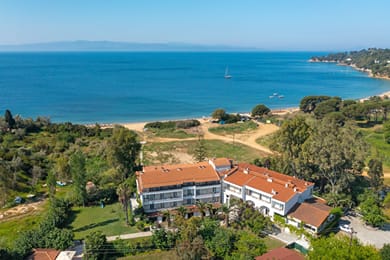 Arco Beach Hotel - Image 6