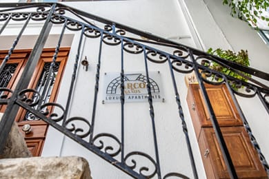 Arco Naxos Luxury Apartments - Image 3