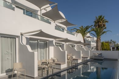 Junior Suite with Shared Swimming Pool