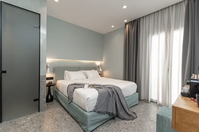 Deluxe Double With Outdoor Hot Tub