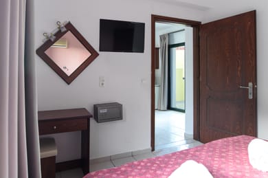 Economy Triple Apartment Ground Floor