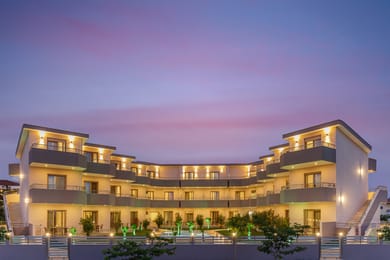 Aria Garden Suites - Image 3