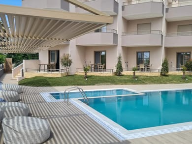 Aria Garden Suites - Image 4