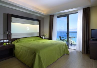 Twin / Double Room Sea View