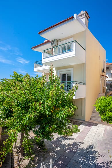 Aris Luxury - Image 3