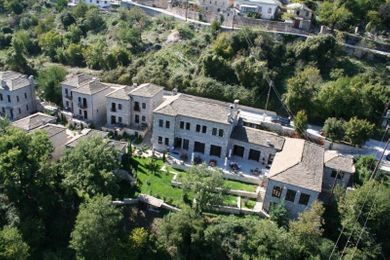 Aristi Mountain Resort & Villas - Image 6