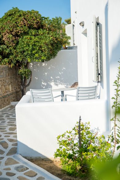 Summer Shades Hotel - Image 7