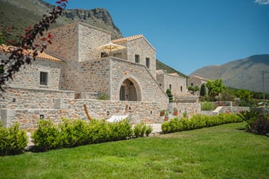 Armantanis Luxury Suites - Image 6