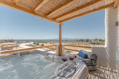 New Luxury Beachfront Villa with Private Pool