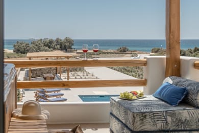 New Luxury Beachfront Villa with Private Pool