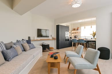 New Luxury Beachfront Villa with Private Pool