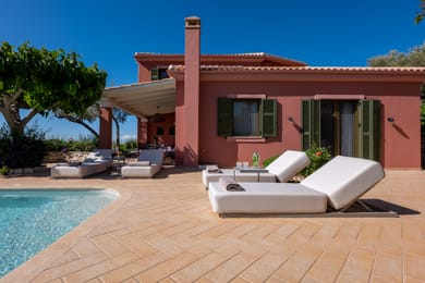 Deluxe Villa With Private Heated Pool - with Panoramic View