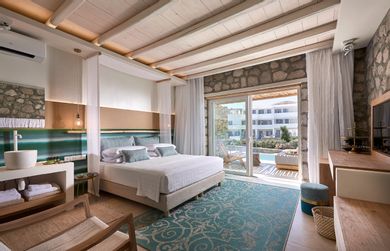 Artemis Seaside Resort - Image 5