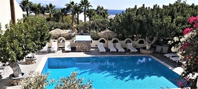 Artemis Hotel Kamari Santorini - Image 5