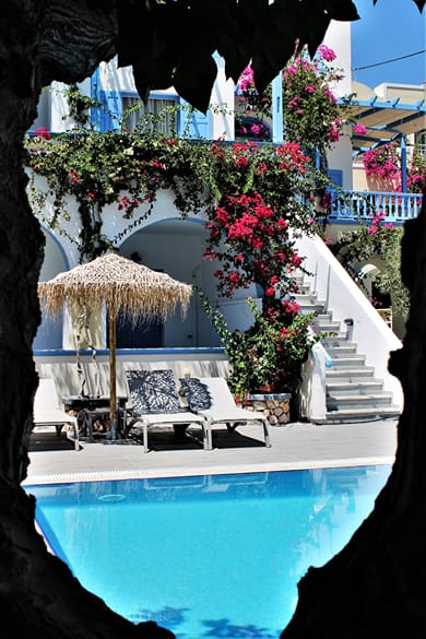 Artemis Hotel Kamari Santorini - Image 7
